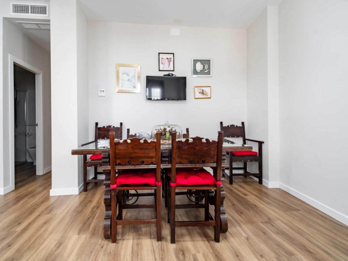 2 Bedrooms 2 Bathrooms - Triana- セビリア エクステリア 写真